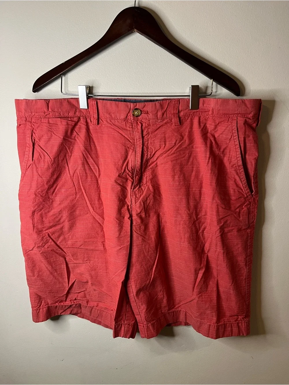 Tommy Hilfiger Men's 10” Red Flat Front Chino Shorts